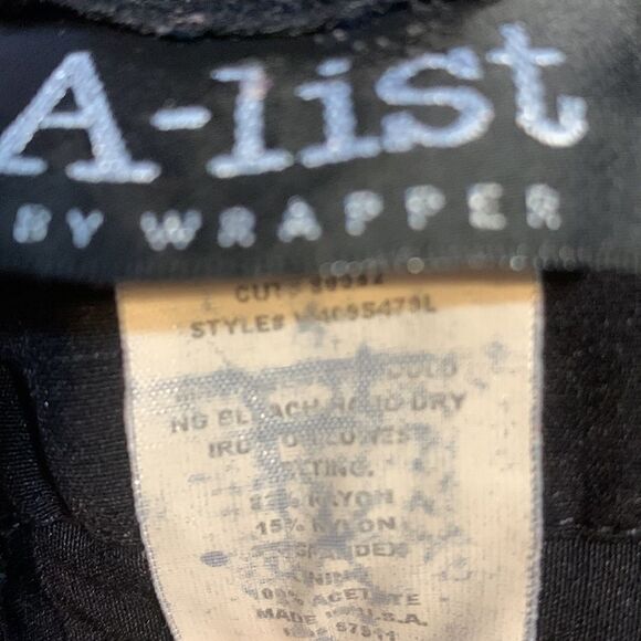 A-List by Wrapper Junior Women’s Black Long Flare Shorts 5 - Picture 6 of 7